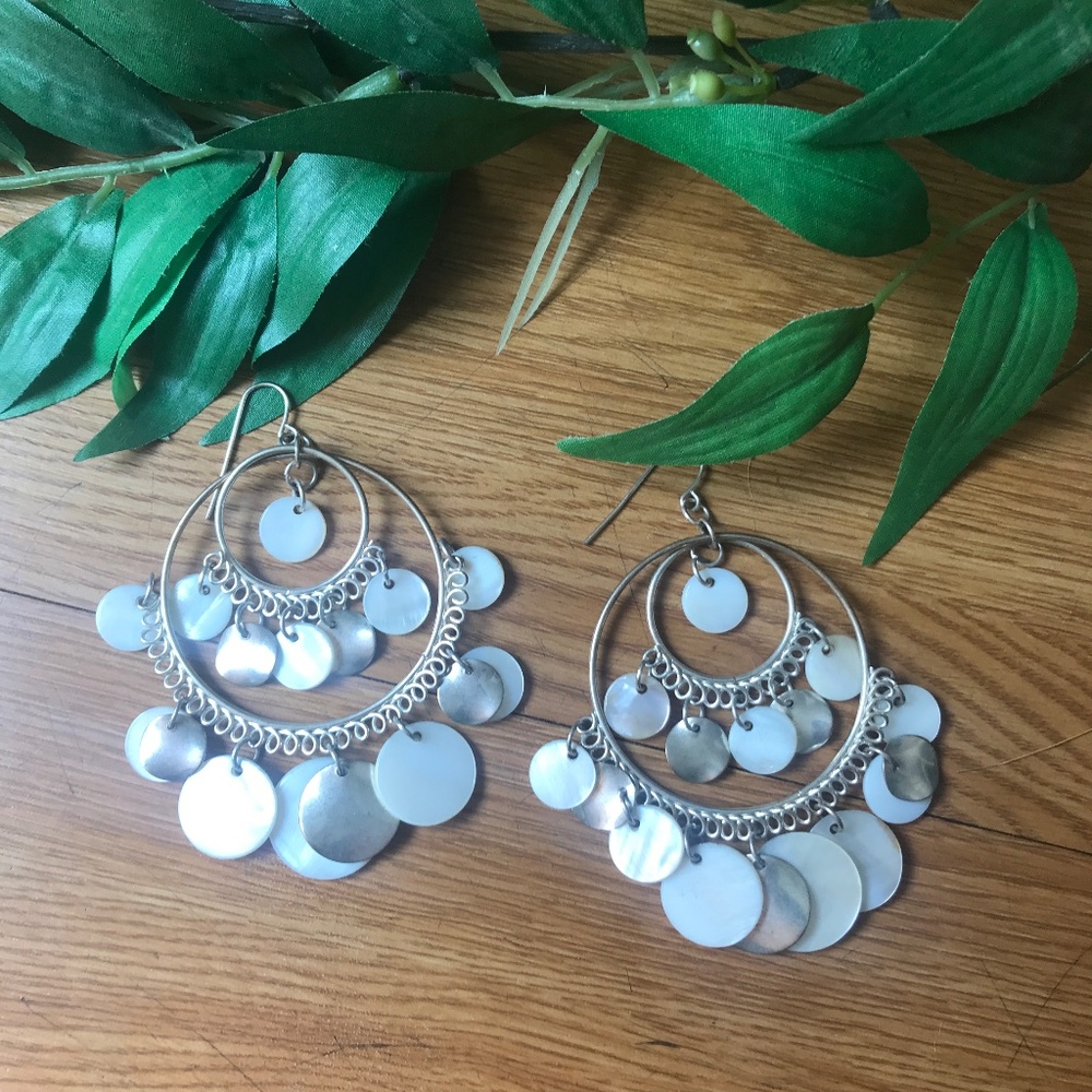NEW NWT Iridescent Pearl/Silver Double Hoop Earrings. Pierced.